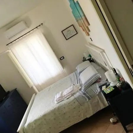 2 Bedrooms House With Sea View Enclosed Garden And Wifi At *