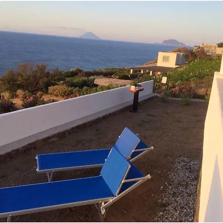 Holiday home 2 Bedrooms House With Sea View Enclosed Garden And Wifi At *