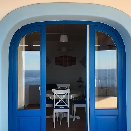 2 Bedrooms House With Sea View Enclosed Garden And Wifi At Malfa (Salina)