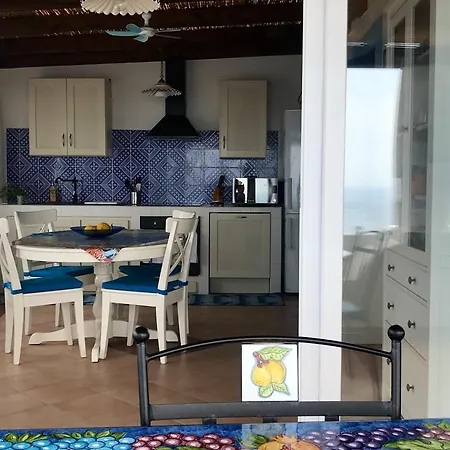 2 Bedrooms House With Sea View Enclosed Garden And Wifi At * Malfa (Salina)